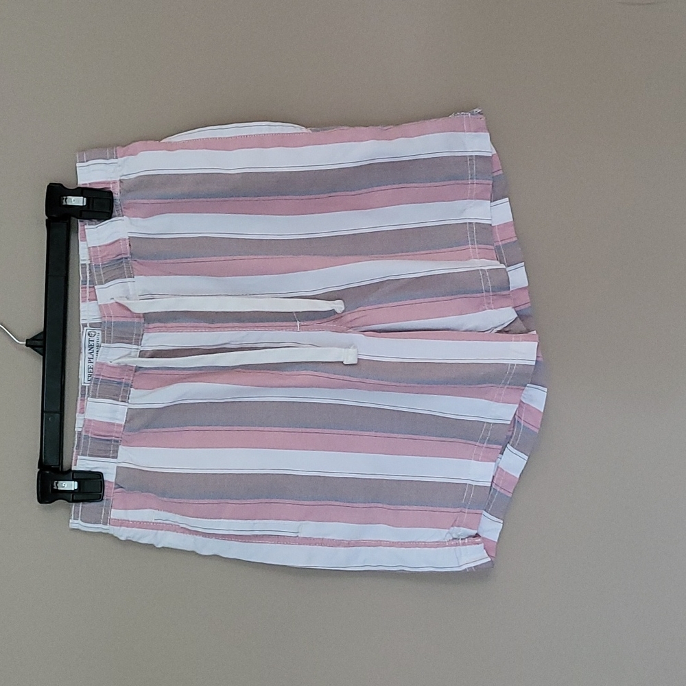 Free planet shorts